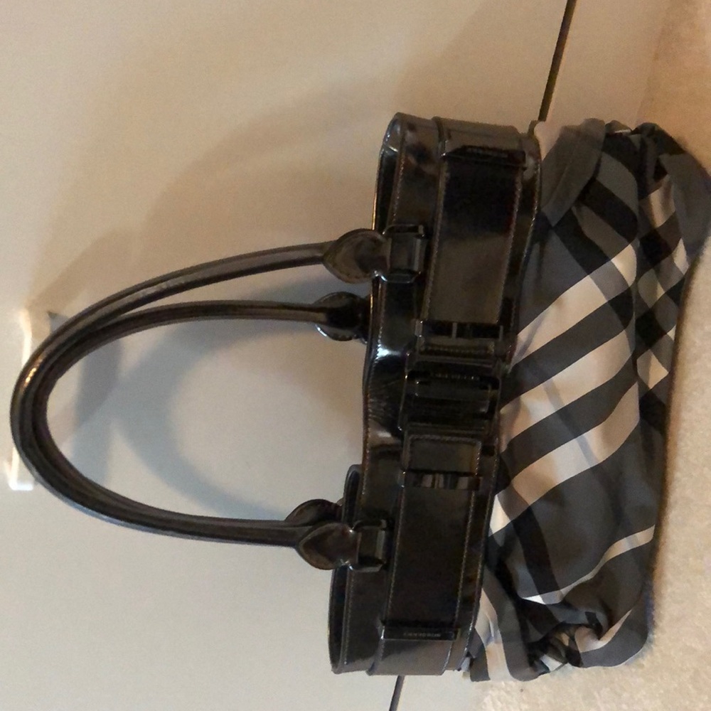 Burberry bag